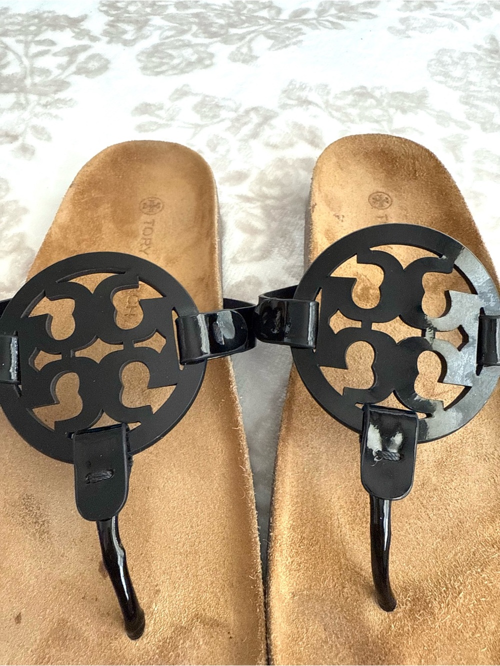 EUC Tory Burch Miller Cloud Black Patent Leather Sandals - Picture 4 of 12